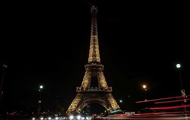 Reabren la Torre Eiffel después de un cierre de cinco días