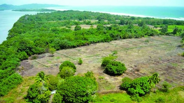 Sin definir, concesión en reserva Isla de Cañas