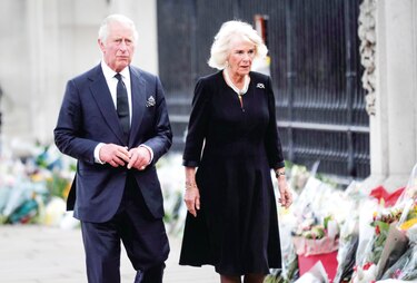 Proclaman a Carlos III como rey de Inglaterra