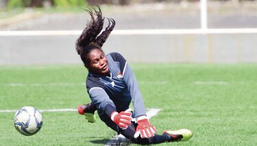 Yenith Bailey: ‘Ya se tiene que acabar esa fiesta’