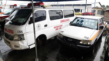 CSS mantiene en firme alquiler de 97 ambulancias pese a las críticas