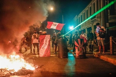 Dina Boluarte anuncia que buscará ‘acortar los plazos’ para las elecciones en Perú