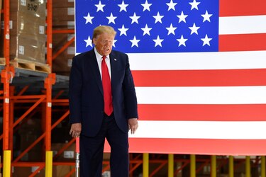 Es un ‘gran día’ para George Floyd por buenos datos de empleo, dice Trump