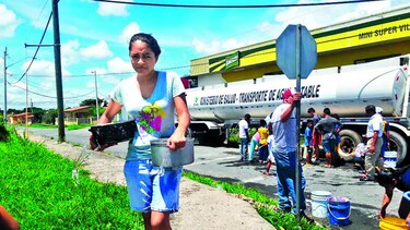 Residentes de Penonomé, molestos por falta de agua
