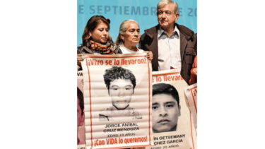 México aceptará una comisión de la verdad en caso de Ayotzinapa