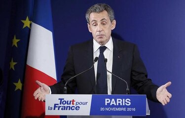 Francia: Sarkozy reconoce derrota en elección primaria