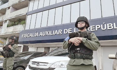 Formulan cargos a sospechosos de fraude aduanero