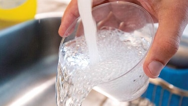 Vinculan flúor del agua con menor coeficiente intelectual