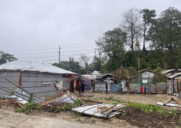 Ciclón Mocha daña 10,000 viviendas y arrasa más de 250 refugios en Bangladesh
