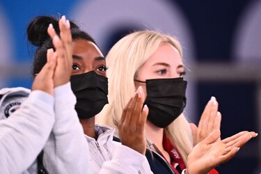 Sunisa Lee sucede a Simone Biles y perpetúa el dominio de Estados Unidos