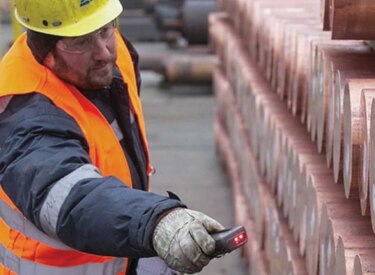 Chile prevé caída en precio del cobre para el próximo año