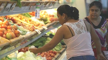 Gobierno: Más de la mitad de los alimentos de la canasta básica bajó de precio en agosto