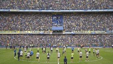 La Bombonera recibió ayer a su hinchada