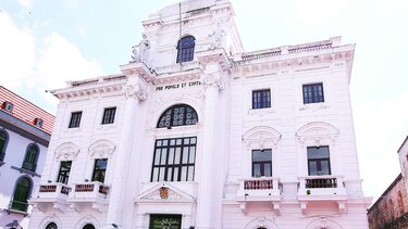 Afinan obras en inmueble
