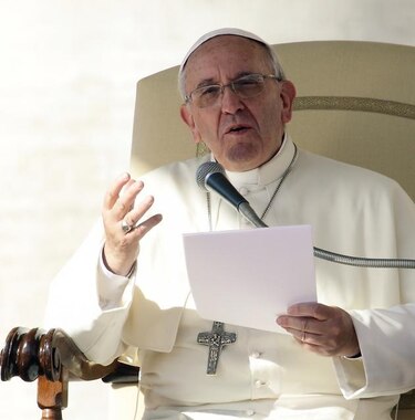 El Papa dice que la Iglesia se acerca a los matrimonios en crisis o separados