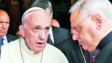 Papa envía mensaje de solidaridad a todo el pueblo griego