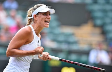 Federer y Kerber avanzan a tercera ronda