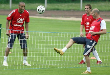 Francia homenajeará a sus jugadores centenarios ante Brasil