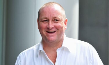 Multimillonario británico Mike Ashley cederá las riendas de su imperio comercial a su futuro yerno