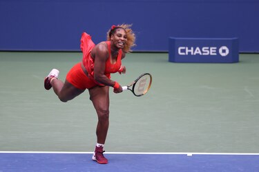 Serena Williams vence a Sloane Stephens y avanza a octavos del Abierto de Estados Unidos