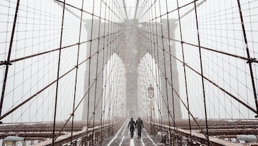 Una tormenta recubre parte del estado de Nueva York con dos metros de nieve