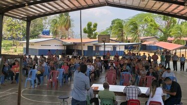 Docentes del IPTA de Tonosí se rehúsan a abandonar el plantel