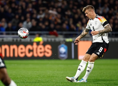 Alemania amarga a Francia en el retorno de Kroos