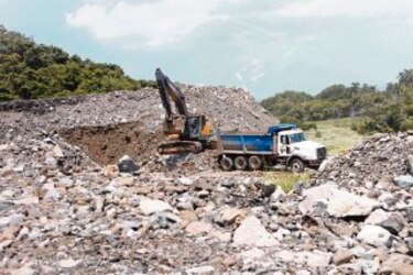Municipio estudia sancionar y cerrar la cantera en Ancón