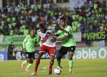Costa del Este sufre, pero avanza a una inédita final ante el Tauro FC