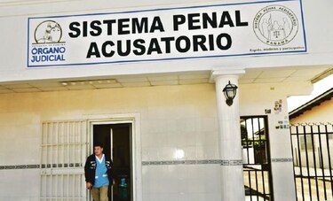 José Ayú Prado evade explicaciones sobre  nombramientos