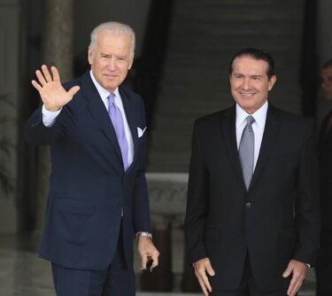 Biden reunido con Martinelli en el Palacio de las Garzas