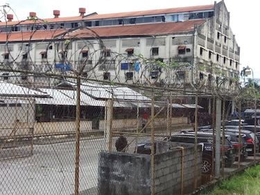 Destituyen a funcionarios por liberar a cuatro narcotraficantes colombianos