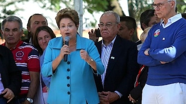 Corrupción entre Petrobras y parlamentarios salpica a Rousseff