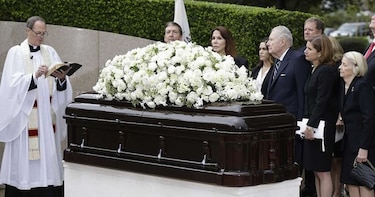 EU despide a Nancy Reagan, una de las primeras damas más importantes de la historia