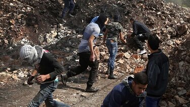 Policías israelíes matan a palestina que intentó apuñalarlos