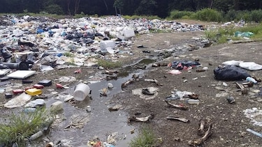 Lluvias colapsan vertedero de Macaracas; agua contaminada va a parar a los afluentes del río La Villa