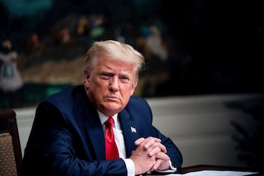 Congresista demócrata demanda a Donald Trump