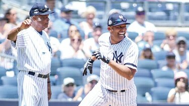 Mariano Rivera se luce con los Yankees