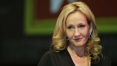 J.K. Rowling se disculpa tras acusar a Trump de ignorar a un niño con discapacidad