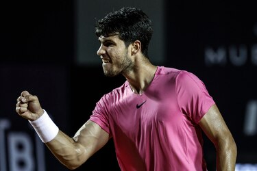 El español Alcaraz vence al serbio Lajovic y avanza a semifinales en Río