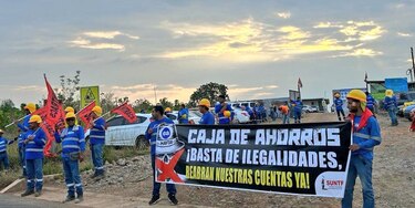 Miembros del Suntracs cerraron algunas vías este miércoles