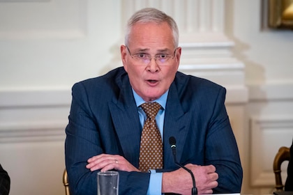 Petroleras estiman invertir $100 mil millones en Venezuela mientras Trump les ofrece garantías