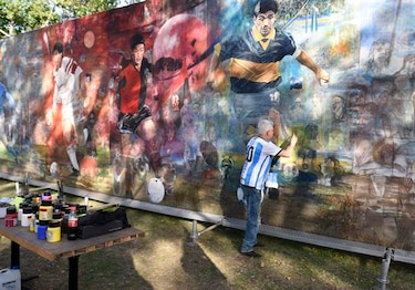 ‘Una gambeta a la vida’, el homenaje artístico que recorre la vida de Diego Armando Maradona