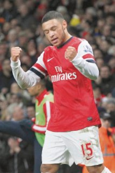 Arsenal recupera la punta en Inglaterra