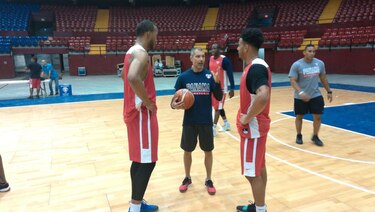 Quinteto panameño trabaja fuerte para ganar en casa