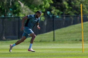 Luis Mejía y Aníbal Godoy evolucionan favorablemente y entrenan con Panamá
