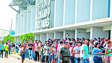 Entregan primeros boletos para inauguración del Canal ampliado