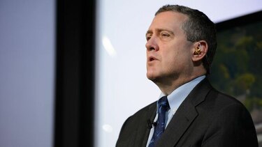 Fed advierte sobre baja inflación y riesgo de desaceleración