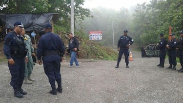 Trabajadores de Barro Blanco ingresan a la obra