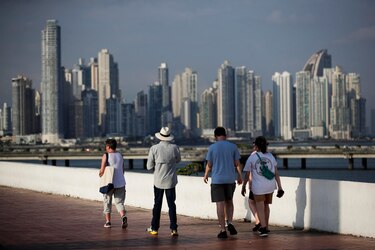 Economía panameña registra leve crecimiento de 2.2% en el primer semestre